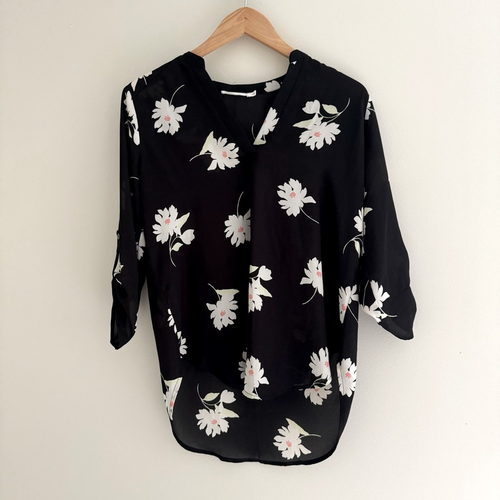 🟢 5/$25 Lush | Black Floral Blouse | Size S